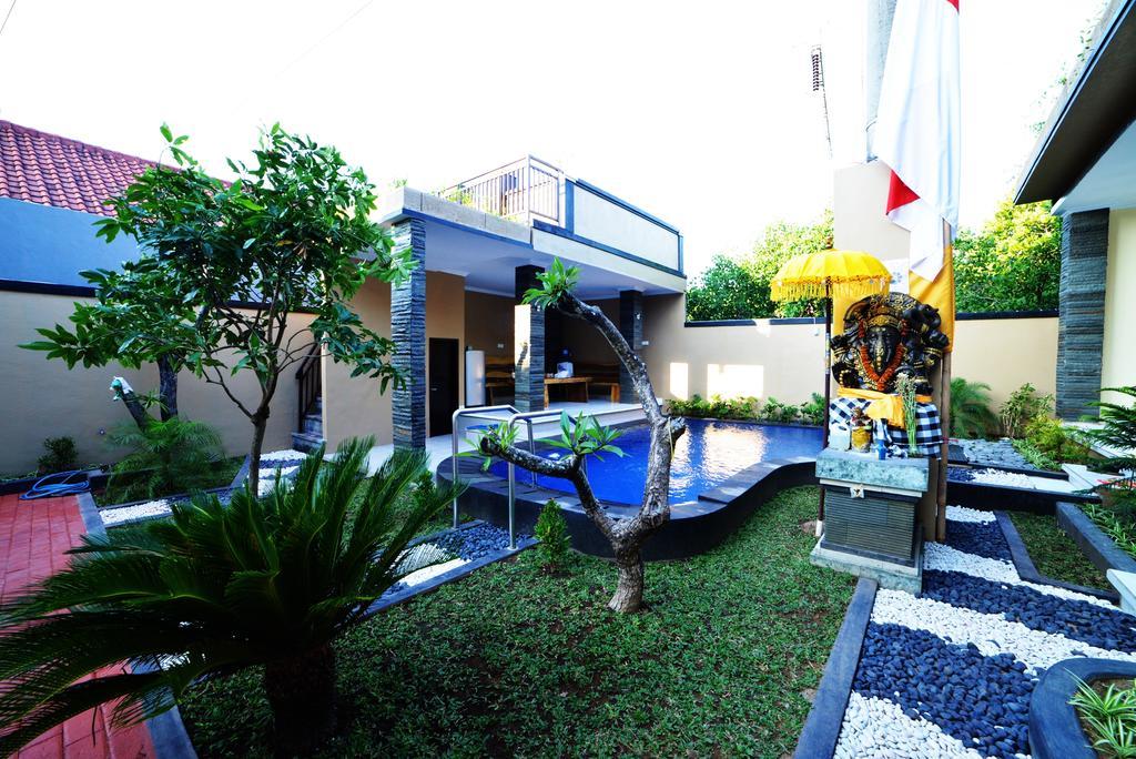 Ratu Guest House Kuta Selatan Exterior photo