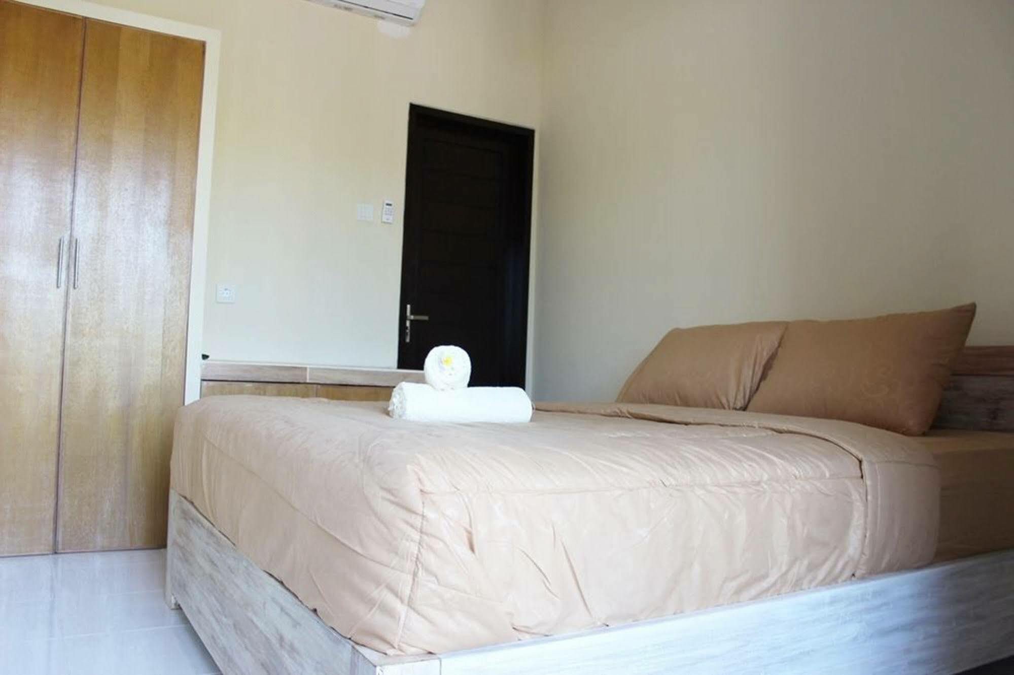 Ratu Guest House Kuta Selatan Exterior photo